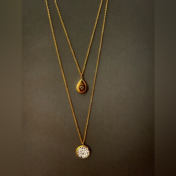 Black and White Polka-dot Pendant Necklace - Elegant Minimalist Layered Necklace - Picture 14 of 16